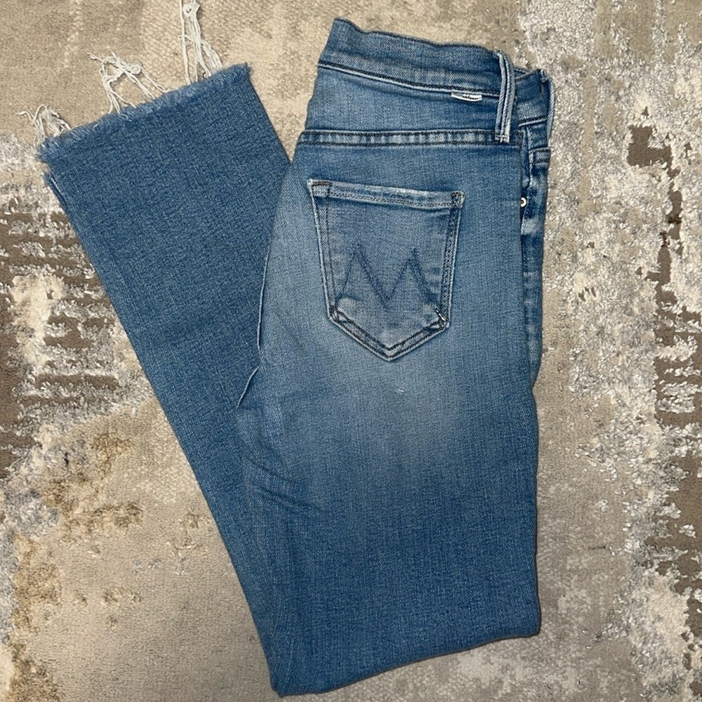 Mother Mid‎ Rise Dazzler Ankle Fray in Wash Dropping in, cut #702453